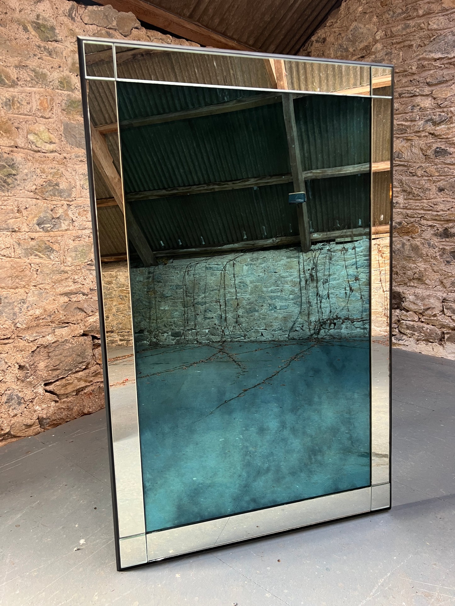 Panelled Vintage Blue - 783 x 1227mm