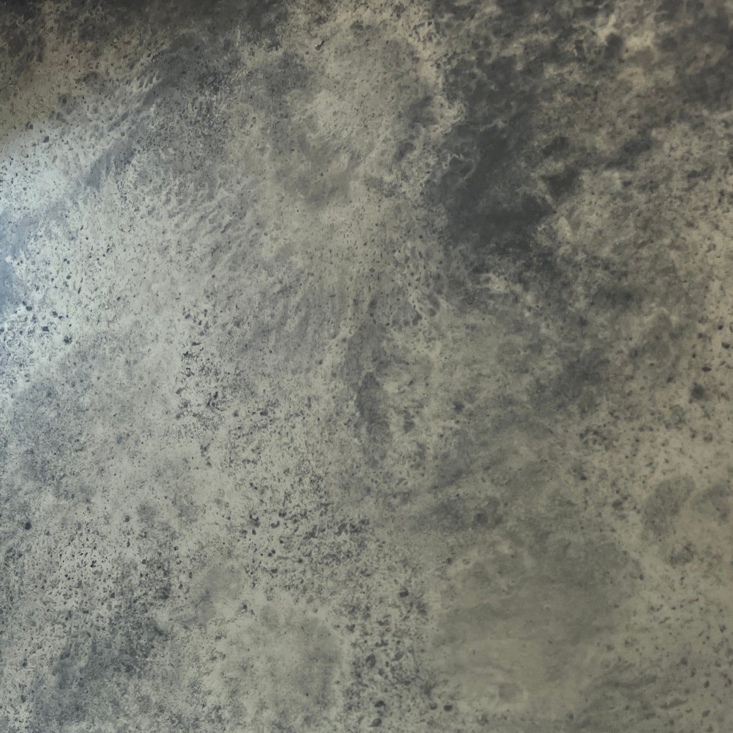 Grey Tint - Medium Vintage