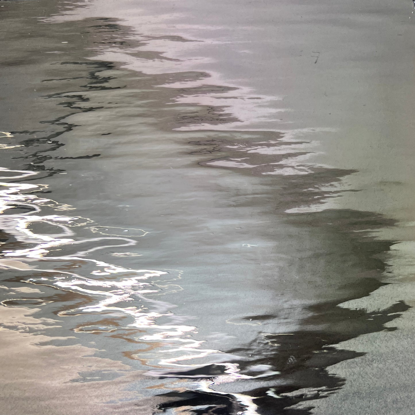 Water Glass - Smoke finish