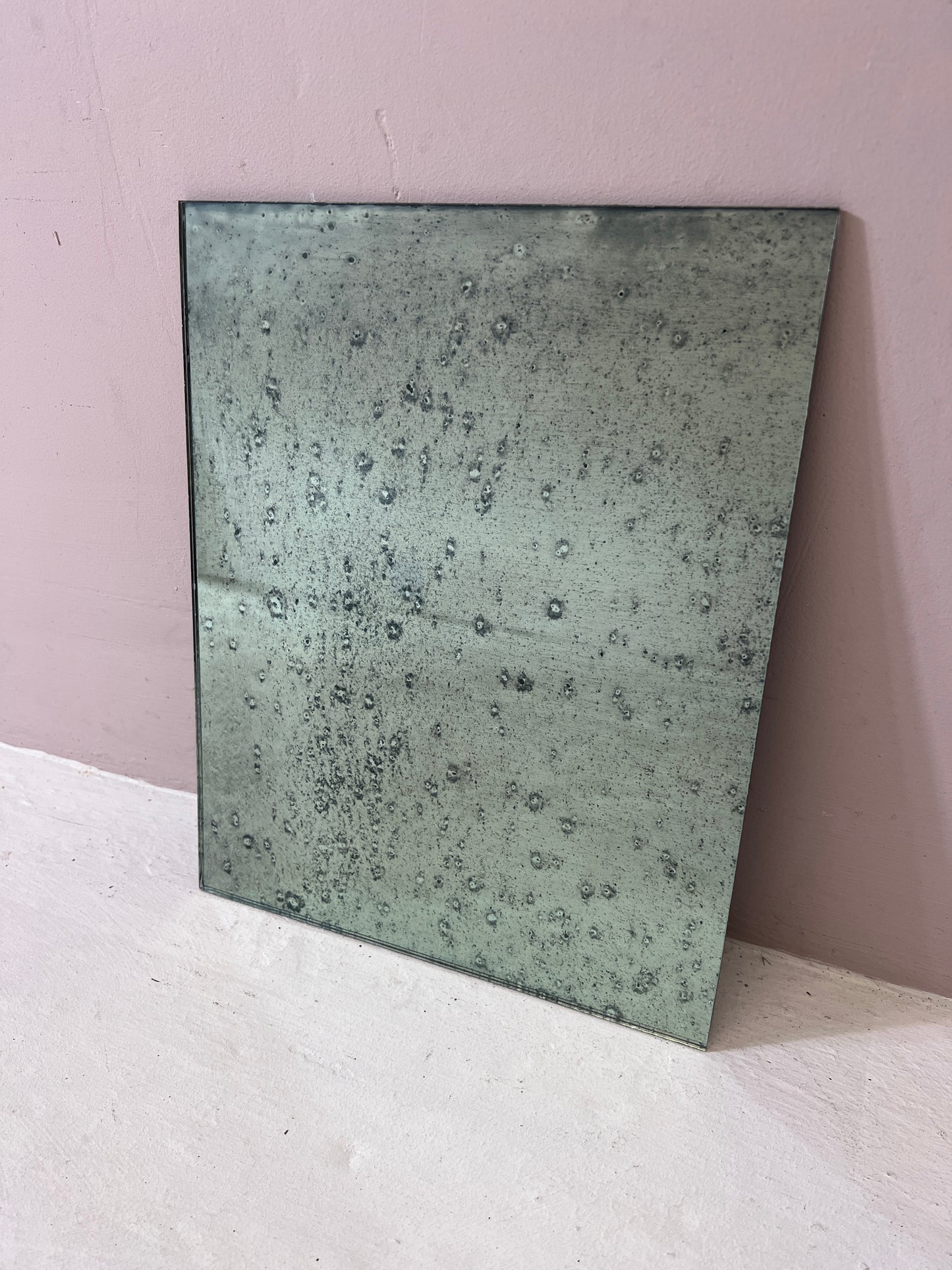 Green Tint - Medium Mottle