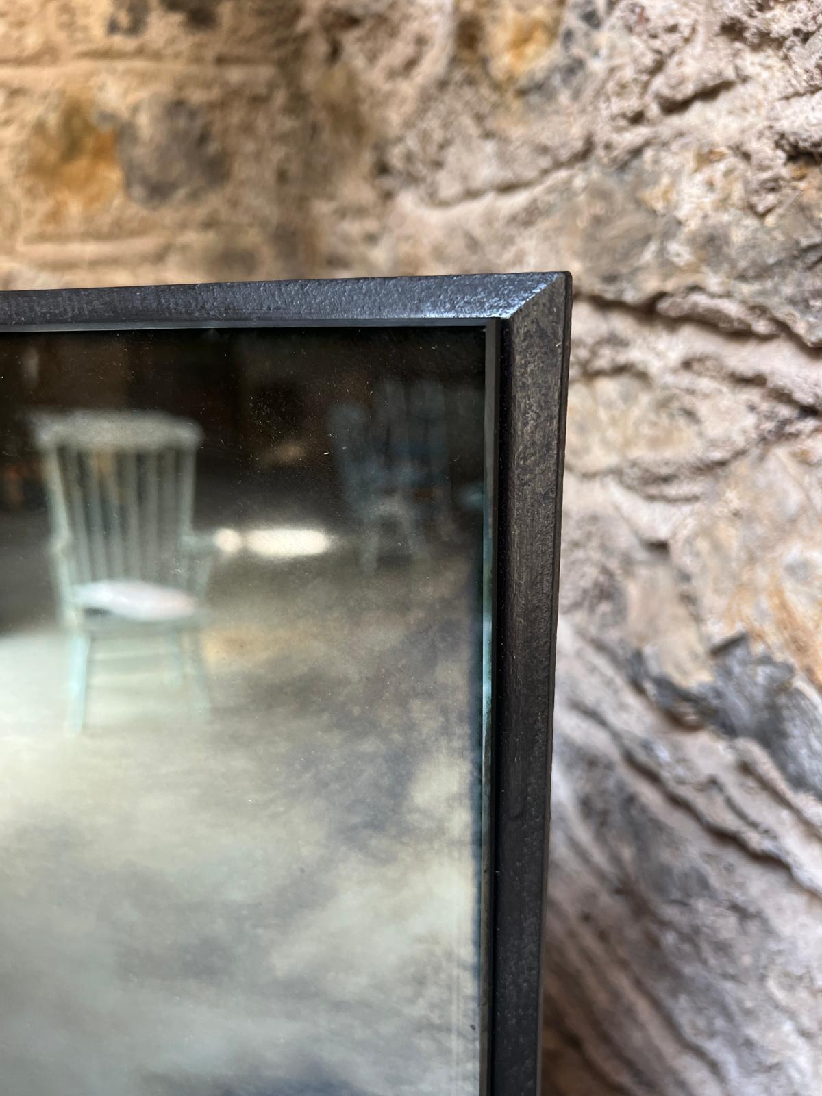 Clouded borderless antiqued mirror - 91 x 127cm