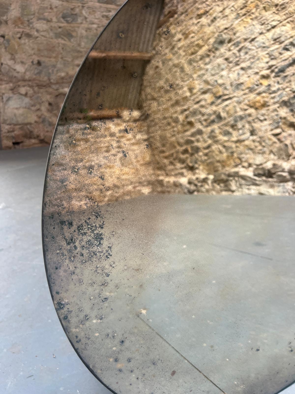 Rough Edged circle - 685 x 685mm