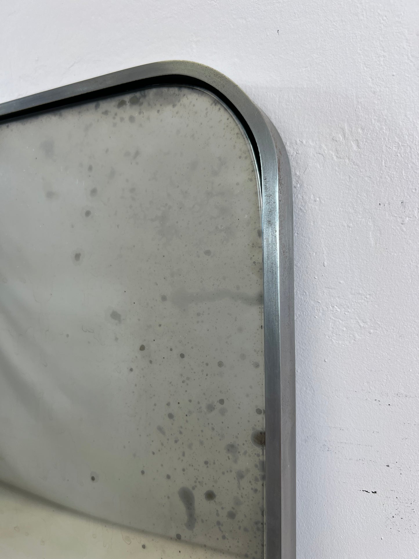 Polished Steel Radius Corners - 895mm x 600mm
