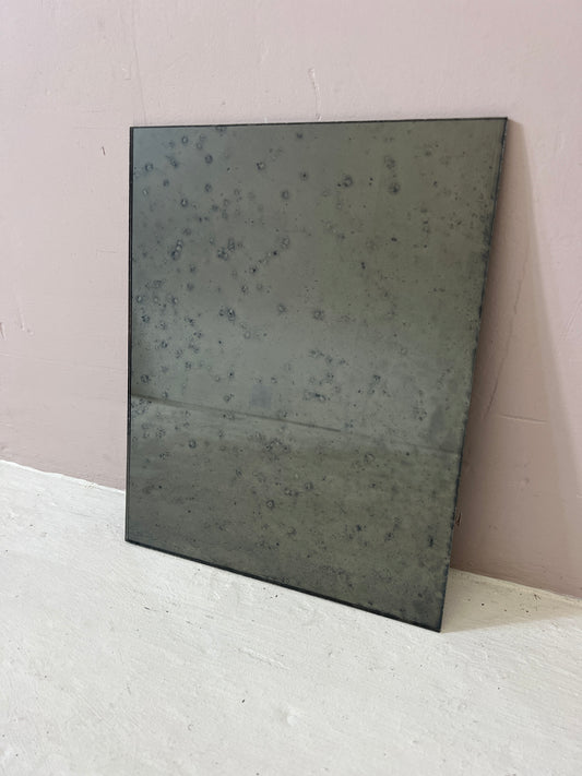Grey Tint - Medium Mottle