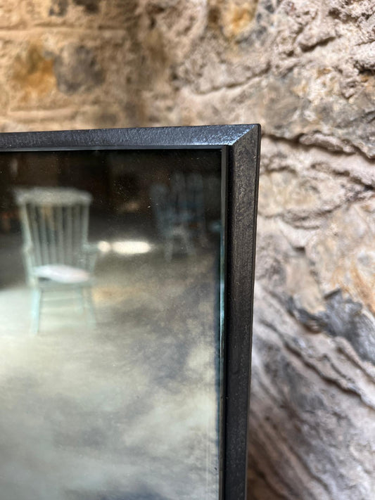 Clouded borderless antiqued mirror - 91 x 127cm