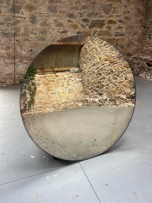 Rough Edged circle - 685 x 685mm