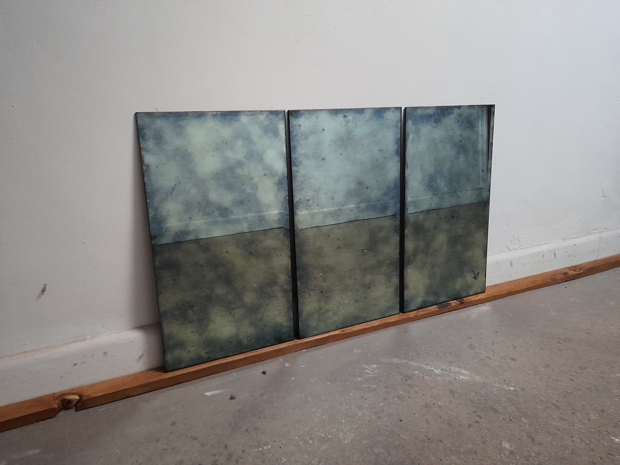 Seconds – 15 panels at 250 x 445mm