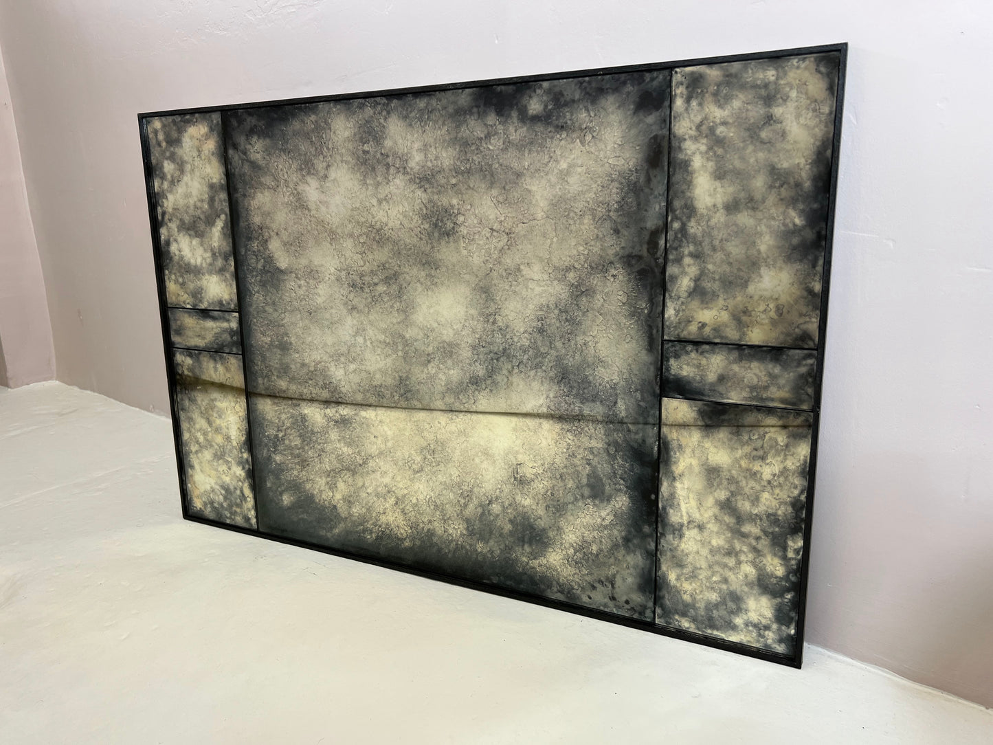 Dark Cloud Art Deco - 900mm x 600mm