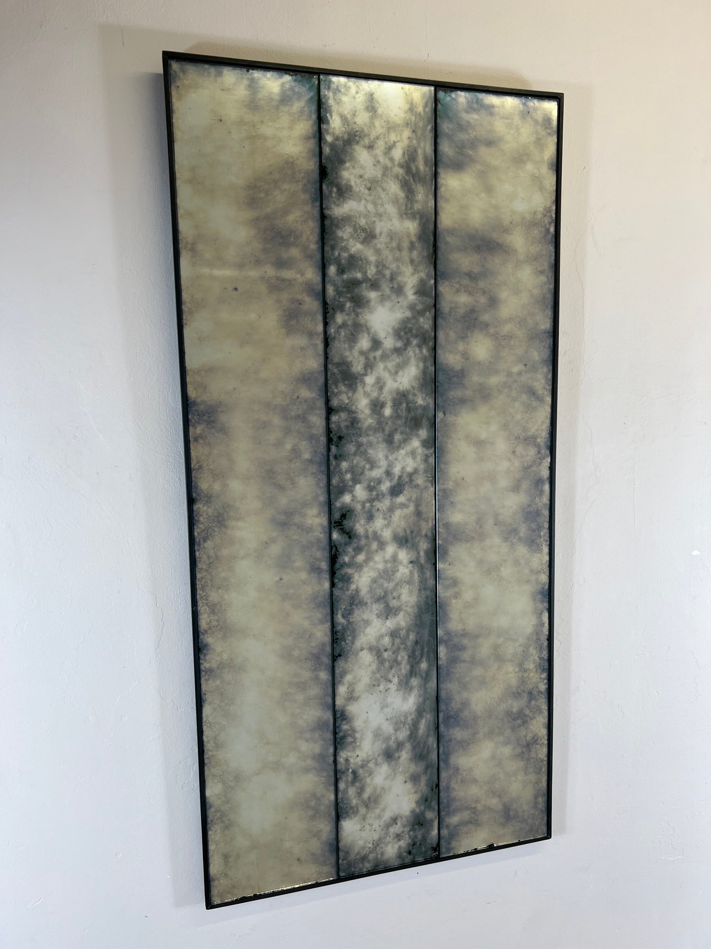 Three-Panel - 585mm x 1215mm